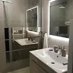 Cozy 1 Bedroom Juan-les-pins - Walk To Beaches, Restaurants, Old Town