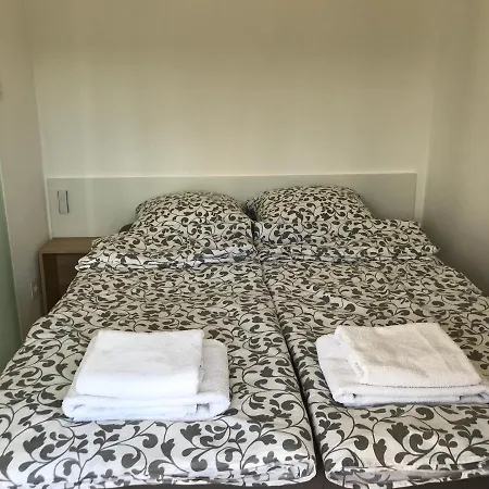 Cozy 1 Bedroom Juan-les-pins - Walk To Beaches, Restaurants, Old Town Antibes