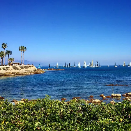 Cozy 1 Bedroom Juan-les-pins - Walk To Beaches, Restaurants, Old Town * Антиб