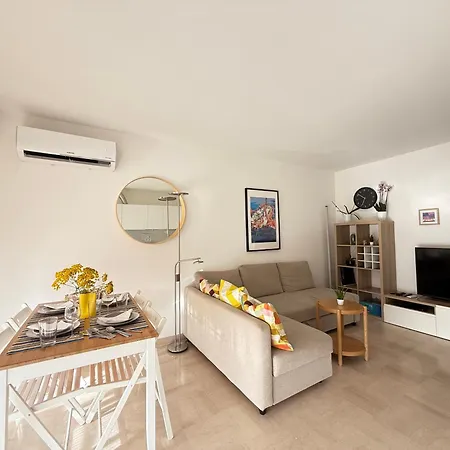 Daire Cozy 1 Bedroom Juan-les-pins - Walk To Beaches, Restaurants, Old Town Antibes