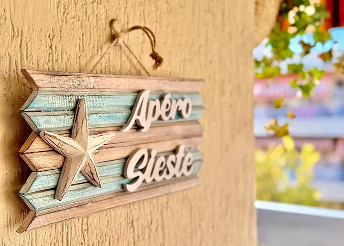 Апартаменти Cozy 1 Bedroom Juan-les-pins - Walk To Beaches, Restaurants, Old Town